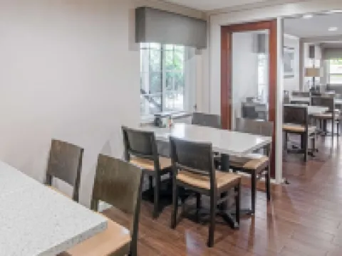 Best Western Skyline Motor Lodge Hotels in Lakeview