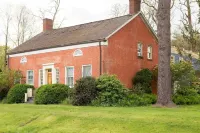 Elmrock Inn Hotels in Gardiner