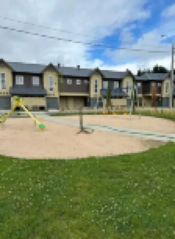 リンダ カーサ ファミリアル セグーラ Y ムイ ブエナ ウビカシオン