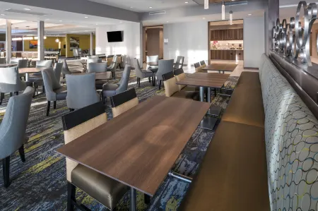 Residence Inn Fishkill Отели в г. Фишкил