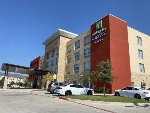 Holiday Inn Express & Suites FORNEY by IHG