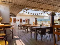 Casa Mara Dakar Hotels near Pointe E