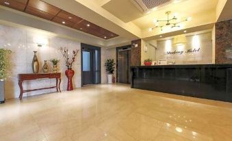 Docking Hotel