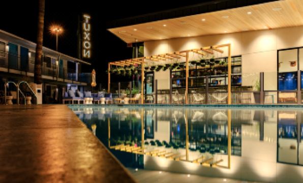 voco THE TUXON by IHG