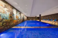 Ramada by Wyndham Gaziantep - Pool