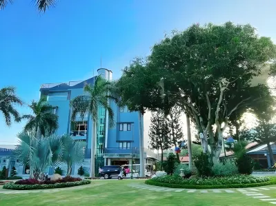 Trân Châu Beach & Resort Hotels in Long Hai