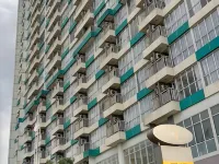 Harper MT Haryono by Aston Hotels in der Nähe von Kantor Wilayah Kementerian Hukum dan HAM Jakarta