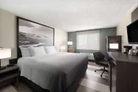 Super 8 by Wyndham Conrad Hotel di Conrad