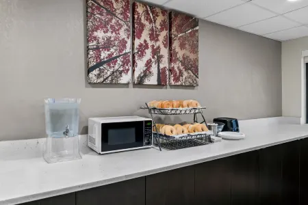 Red Roof Inn Flint Отели рядом с достопримечательностью «Phi Delta Theta Fraternity»