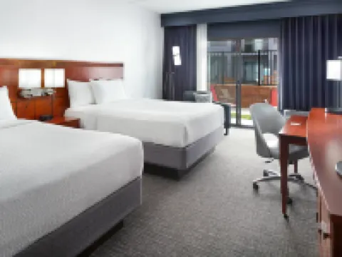 คอร์ทยาร์ดบายแมริออท ราเลห์ มิดทาวน์ โรงแรมในราเลห์