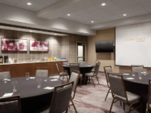 Courtyard Winter Haven Hotels in Winter Haven