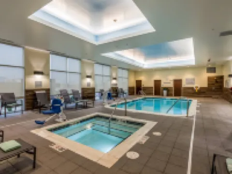 フェアフィールド・イン＆スイート・ビュート ビュートのホテル