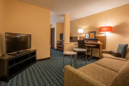 Fairfield Inn & Suites Columbus