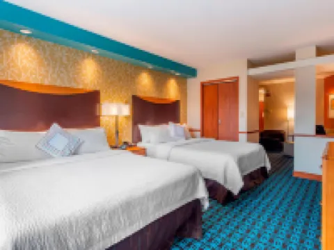 Fairfield Inn & Suites Hooksett Hotels in Hooksett