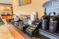Fairfield Inn & Suites Fargo - breakfast