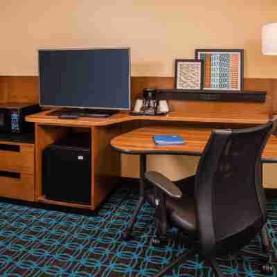 Fairfield Inn & Suites Dulles Airport Chantilly Rooms
