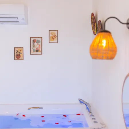 Villa Ay