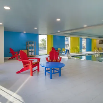 Tru by Hilton Omaha I-80 at 72nd Street