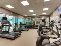 SpringHill Suites Birmingham Downtown at UAB Отели рядом с достопримечательностью «Научный Центр МакУэйн»