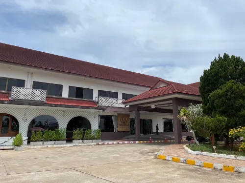 Bunjongburi Hotel Hôtels à : Surat Thani