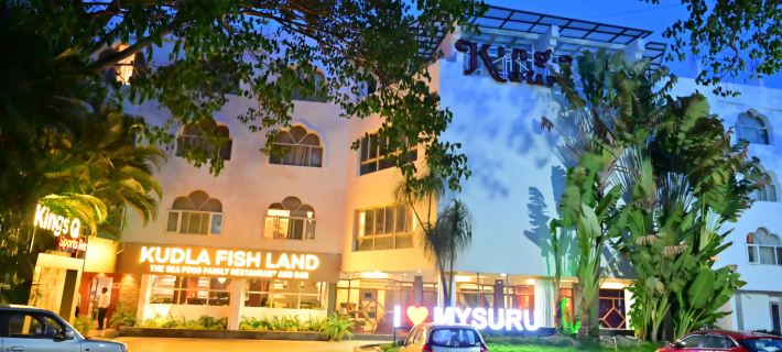 Maya's Kings Kourt Hotels in Mysore