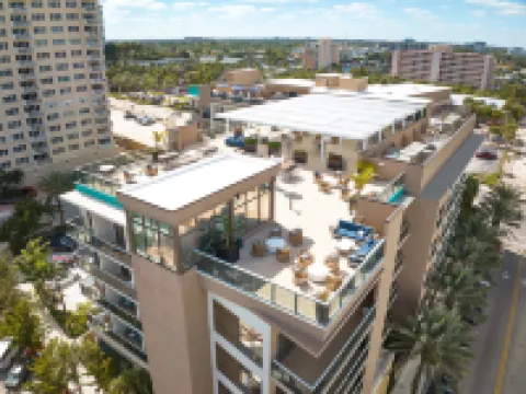 ホーム 2 スイーツ バイ ヒルトン ポンパノ ビーチ ピア ポンパノビーチのホテル