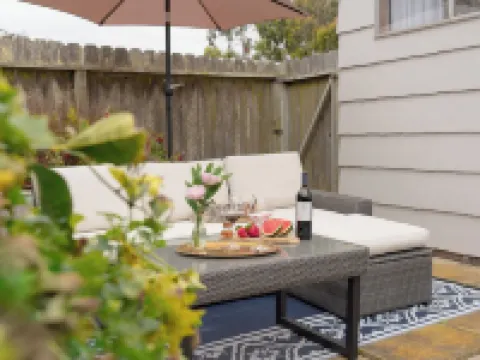 Sundog Cottage - Clean & Cozy - EV - Walk to Food & Beach - Fenced Yard for Dog Hotels in Dillon Beach