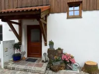 Neurenovierte 60m2 Fewo Franzl zw. Stadt&bergen Hotels in Holzkirchen