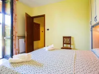 Casa Delle Margherite 1 Hotels in Cipressa