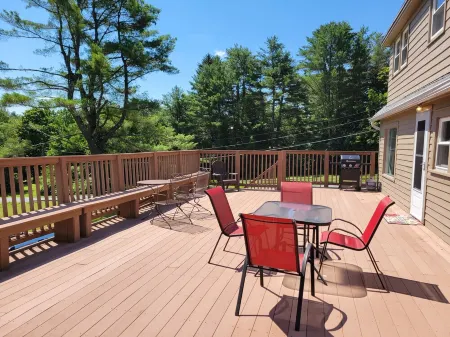 Stockbridge Cape near Tanglewood & Kripalu - Heart of the Berkshires!