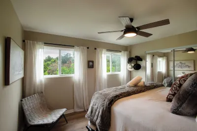 Farmhouse with 360° Nature Views in Trabuco Canyon