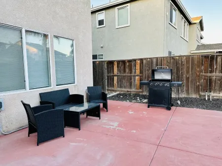 Discover Turlock charm near California State University