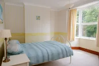 House, Attractive Views Of The Byes, Family and Pet Friendly