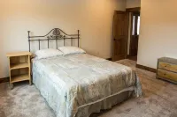 Majestic Bull Elk, Rambler, Views, Porches