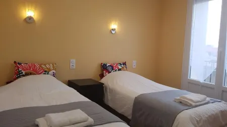 High-end, air-conditioned apartment in the heart of Banyuls