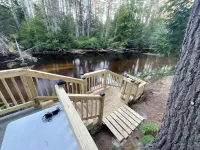 Cozy countryside cottage located on Crooked river in Naples Maine.