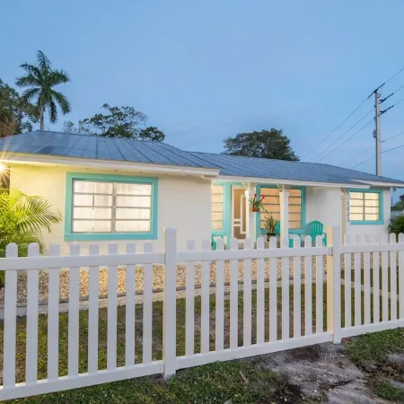 Pet Friendly Stuart Oasis Beach House