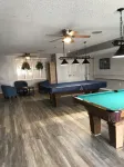 Beachy Blue,2 Htd Pools, Steps to Beach, WiFi, Gym, Piers, Park,Johns Pass Shops - 2-Star
