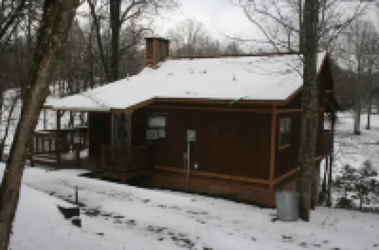 Private, Secluded, Relaxing Cabin.   012564ASK ABOUT WEDDING OPPORTUNITIES!
