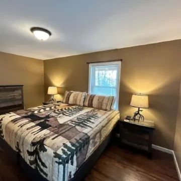 Welcome to Outlaw Acres at Hatfield McCoy. Mountain Home on 21 Acres