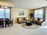 Modern Spacious home in Murrieta near Temecula wineries and Historic Old Town 무리에타 호텔