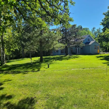 Country Farmhouse at 14 Hands Farm