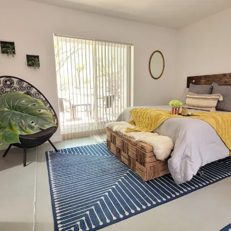 Modern & elegant desert highway with quick access to hiking!