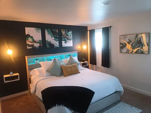 1 Mile from Spirit Mountain Casino! Cozy apartment that sleeps 6