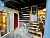 Historic home nestled in the heart of horse and wine country. Kids/pet friendly!