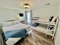 Pool - Hot Tub - 2 BR - First Floor -  Pool View - Walk to the Jet - Erie Escape