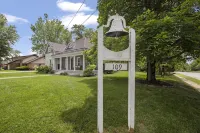 Unique Historic Charm ~ 5★ Location ~ Dreamy Porch Centrally Located