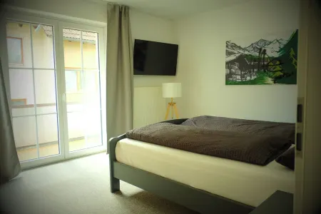 Raft home | meadow view | child and pet friendly! Отели в г. Байрсброн