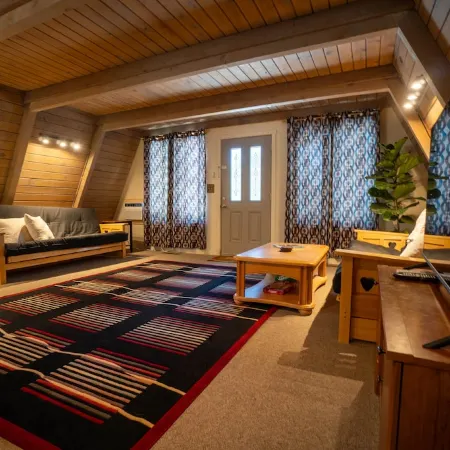 The Chalet at Agency Lake