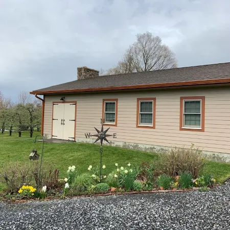 Cozy country efficiency in the Hudson Valley